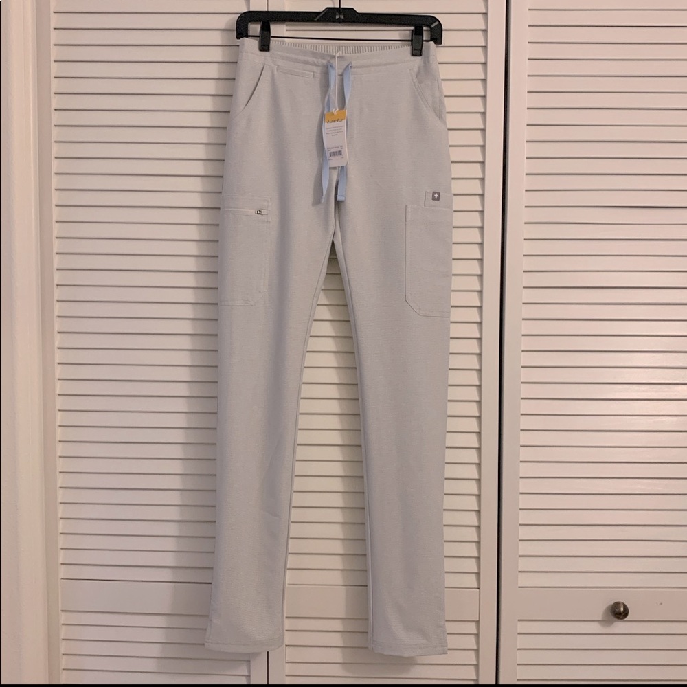 FIGS Yola Skinny Scrub Pants in Space Grey XXS/T